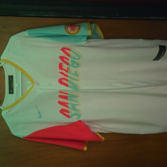 San Diego Padres City Connect Fernando Tatis Jr. Jersey - Picture 1 of 2
